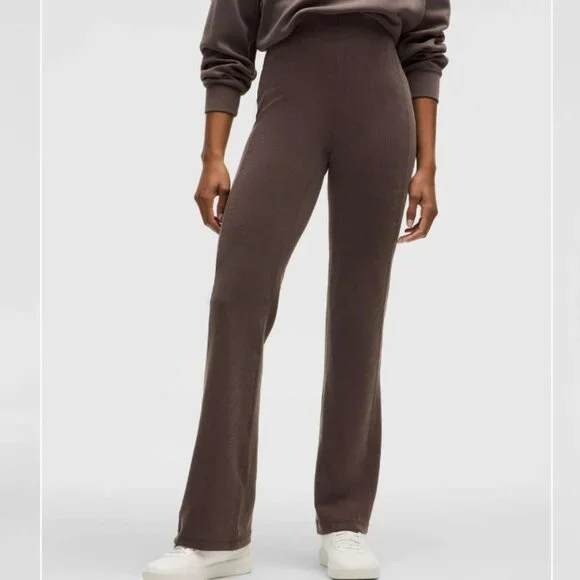 Lululemon Ribbed Softstreme Flared Pant, Espresso, Size 14 - Picture 1 of 8